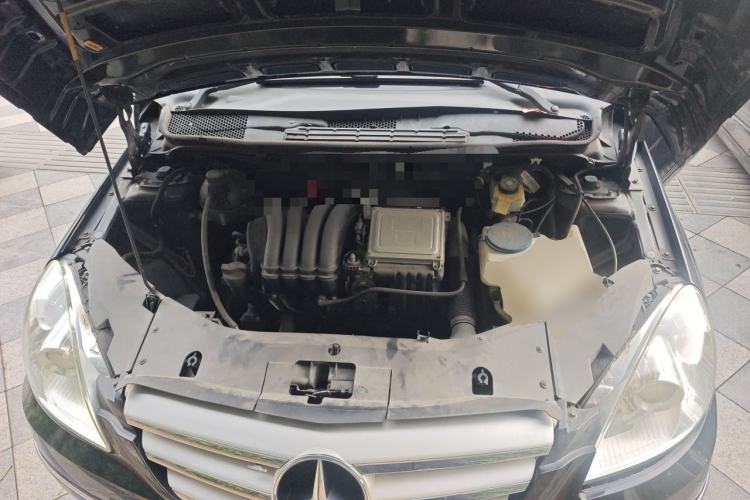 Used Mercedes-Benz B-Class 2009 B 200 Fashion Model Engine Bay