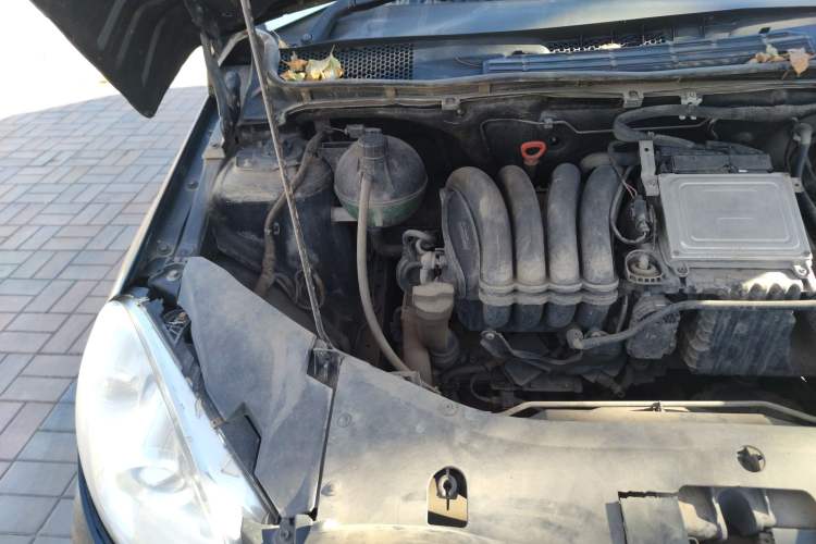 Used Mercedes-Benz B-Class 2009 B 200 Fashion Model Engine Bay Right