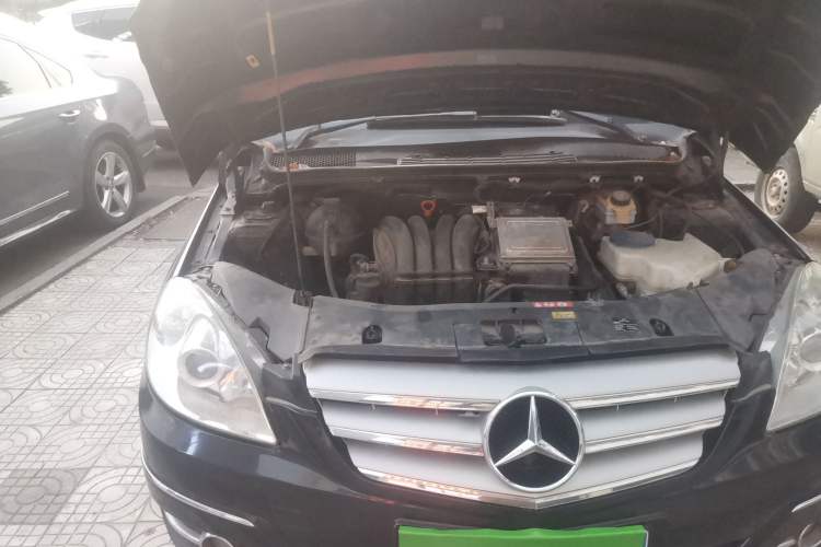 Used Mercedes-Benz B-Class 2009 B 200 Fashion Model Engine Bay Right