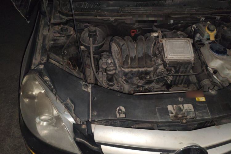 Used Mercedes-Benz B-Class 2009 B 200 Luxury Model Engine Bay Right