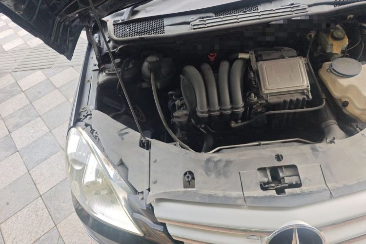 Used Mercedes-Benz B-Class 2009 B 200 Fashion Model Engine Bay Right