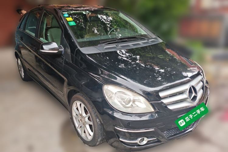 Used Mercedes-Benz B-Class 2009 B 200 Sport Edition Front Right 45 Deg