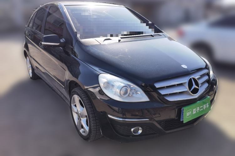 Used Mercedes-Benz B-Class 2009 B 200 Luxury Model Front Right 45 Deg