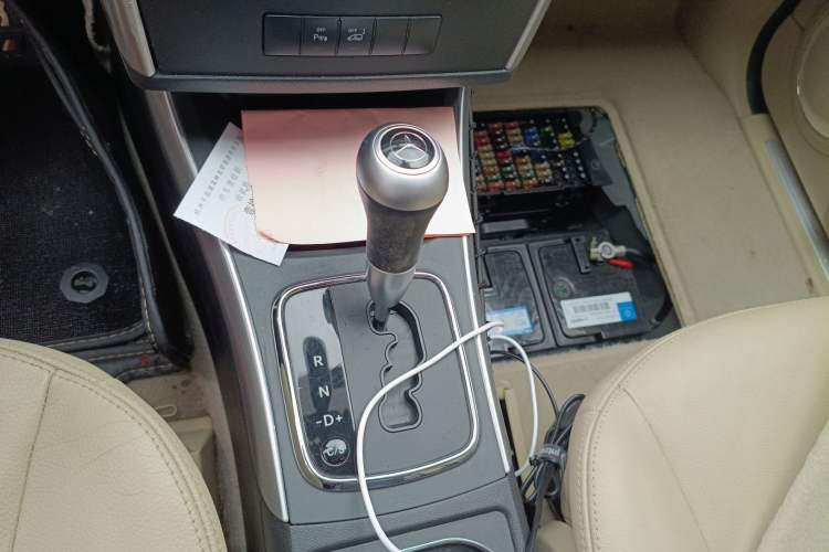 Used Mercedes-Benz B-Class 2009 B 200 Luxury Model Gear Lever