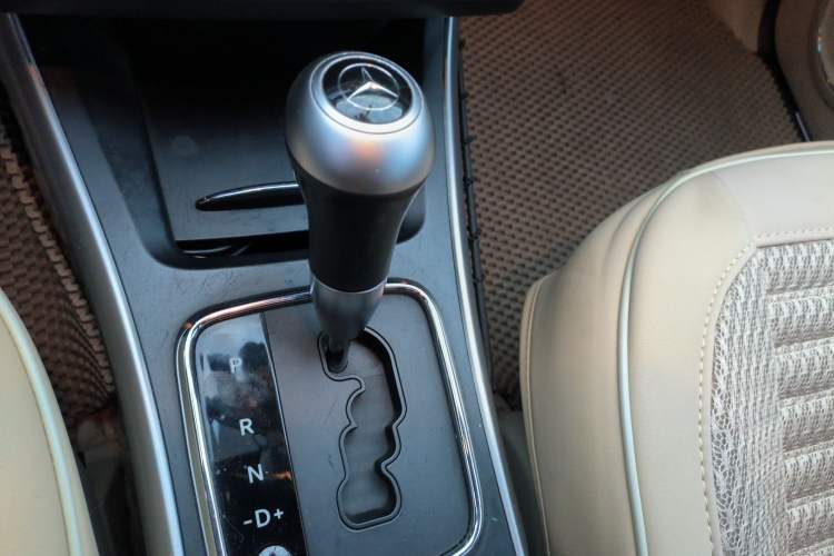 Used Mercedes-Benz B-Class 2009 B 200 Luxury Model Gear Lever