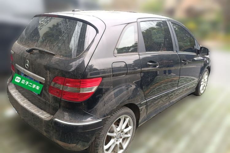 Used Mercedes-Benz B-Class 2009 B 200 Luxury Model Rear Right 45 Deg