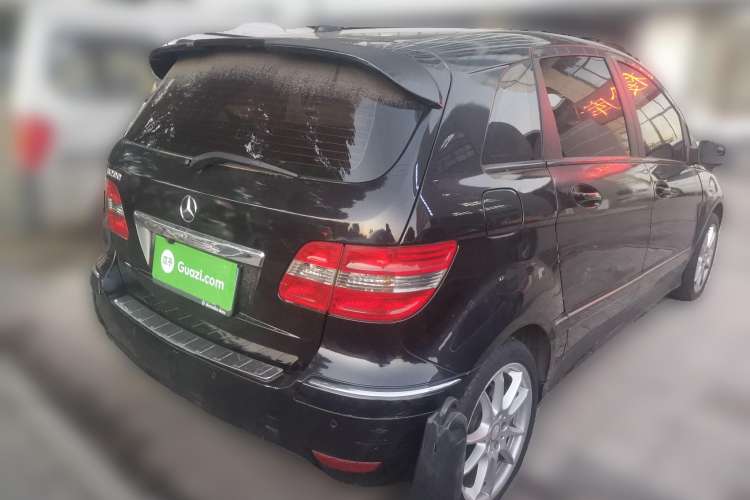 Used Mercedes-Benz B-Class 2009 B 200 Fashion Model Rear Right 45 Deg