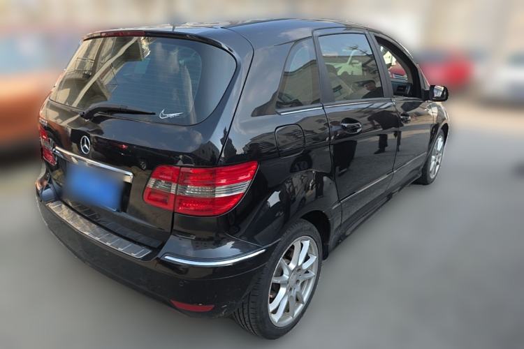 Used Mercedes-Benz B-Class 2009 B 200 Fashion Model Rear Right 45 Deg