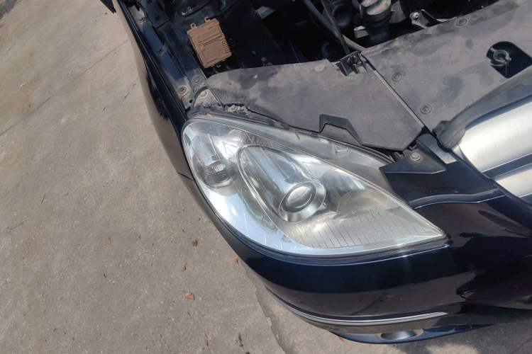 Used Mercedes-Benz B-Class 2009 B 200 Fashion Model Right Front Headlight