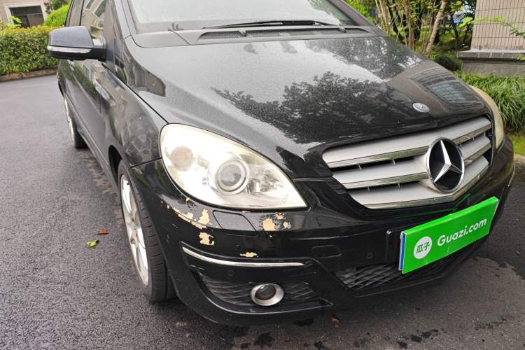 Used Mercedes-Benz B-Class 2009 B 200 Luxury Model Right Front Headlight