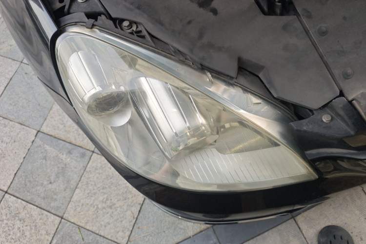 Used Mercedes-Benz B-Class 2009 B 200 Fashion Model Right Front Headlight