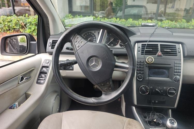Used Mercedes-Benz B-Class 2009 B 200 Fashion Model Steering Wheel