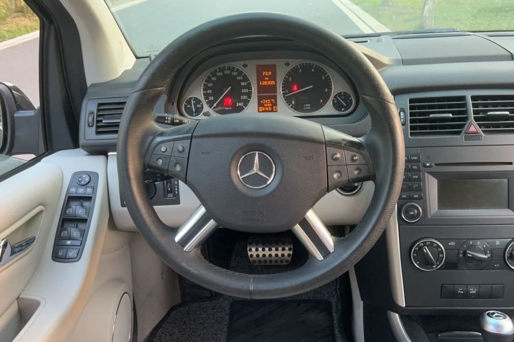 Used Mercedes-Benz B-Class 2009 B 200 Fashion Model Steering Wheel