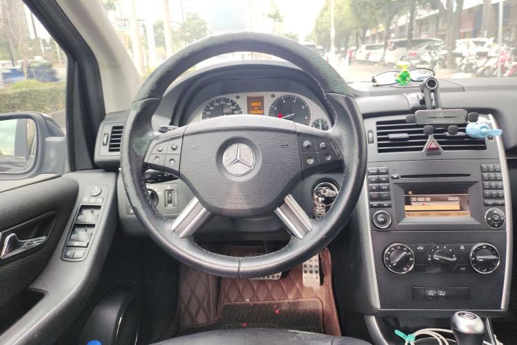 Used Mercedes-Benz B-Class 2009 B 200 Fashion Model Steering Wheel