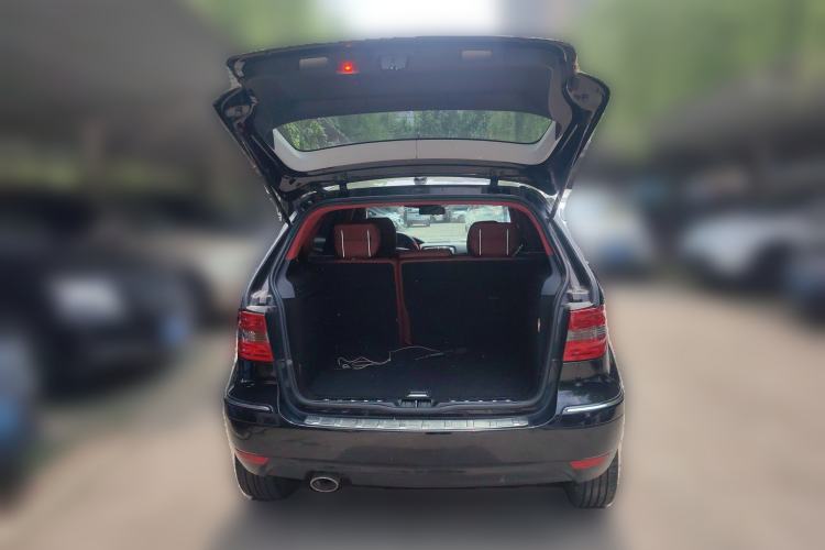 Used Mercedes-Benz B-Class 2009 B 200 Fashion Model Trunk