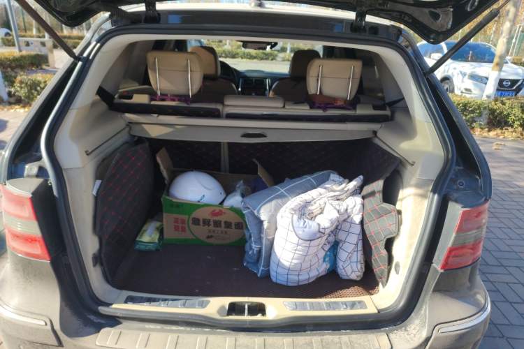 Used Mercedes-Benz B-Class 2009 B 200 Fashion Model Trunk