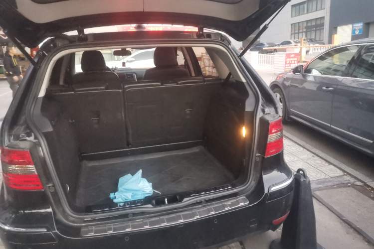 Used Mercedes-Benz B-Class 2009 B 200 Fashion Model Trunk