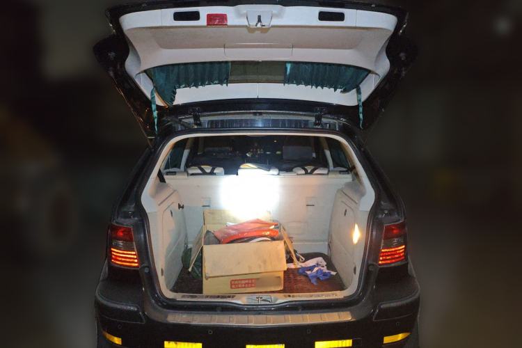 Used Mercedes-Benz B-Class 2009 B 200 Luxury Model Trunk