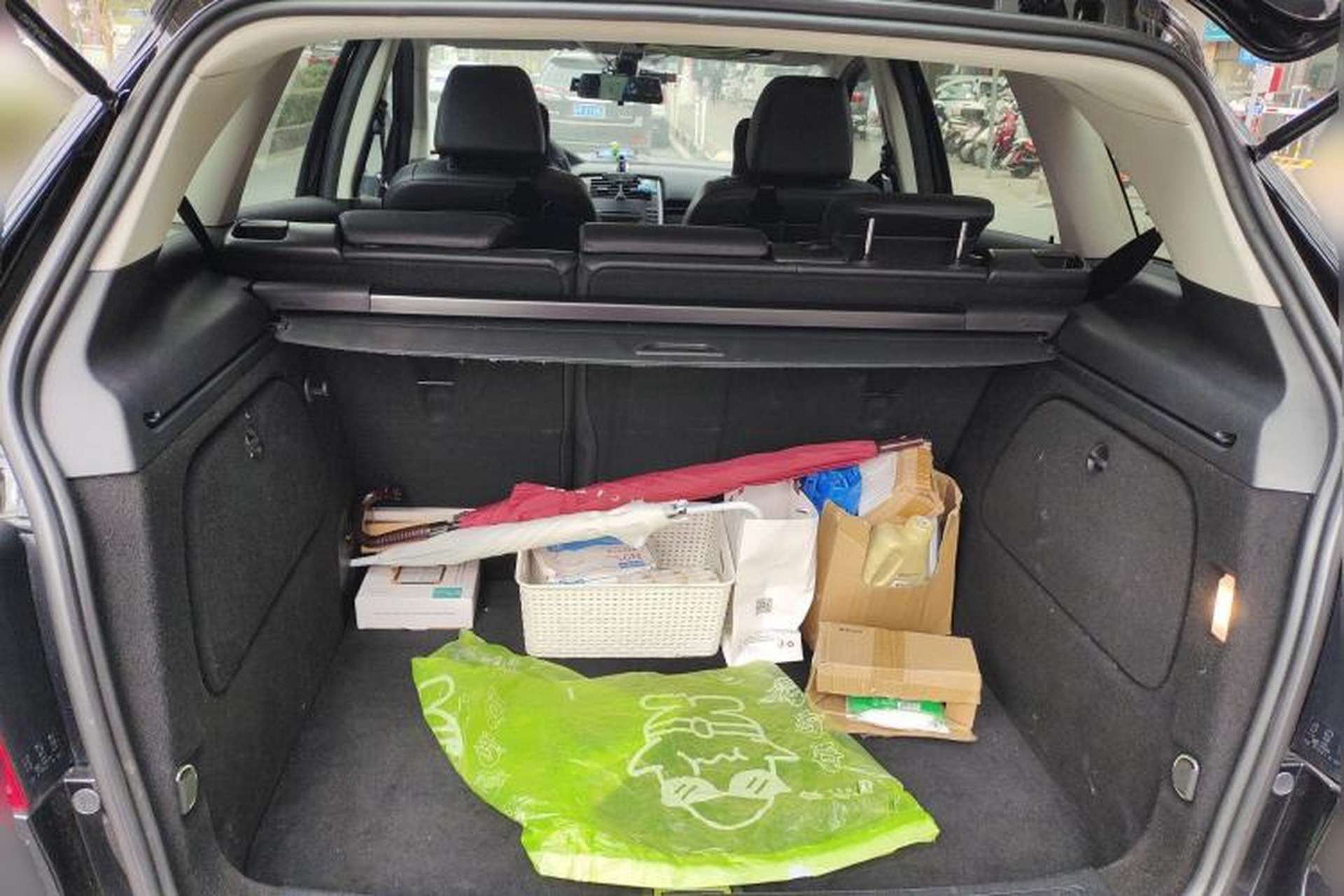 Used Mercedes-Benz B-Class 2009 B 200 Fashion Model Trunk