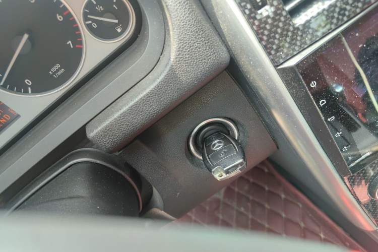 Used Mercedes-Benz B-Class 2009 B 200 Fashion Model Vehicle Key