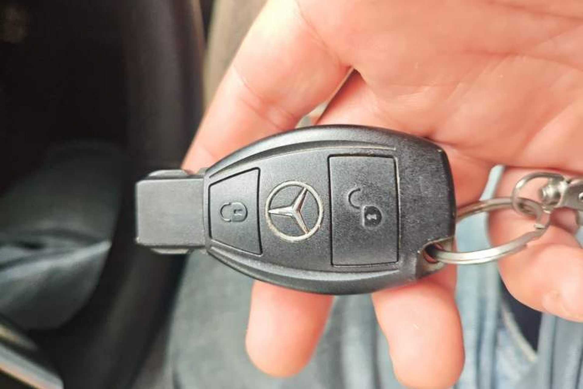 Used Mercedes-Benz B-Class 2009 B 200 Sport Edition Vehicle Key