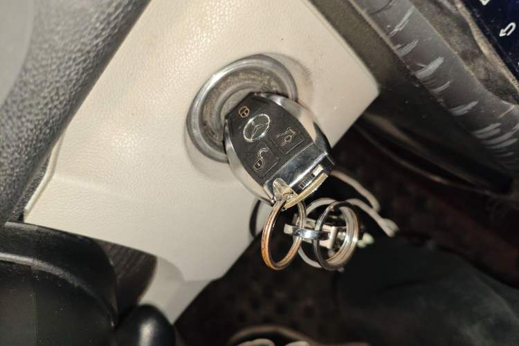 Used Mercedes-Benz B-Class 2009 B 200 Luxury Model Vehicle Key