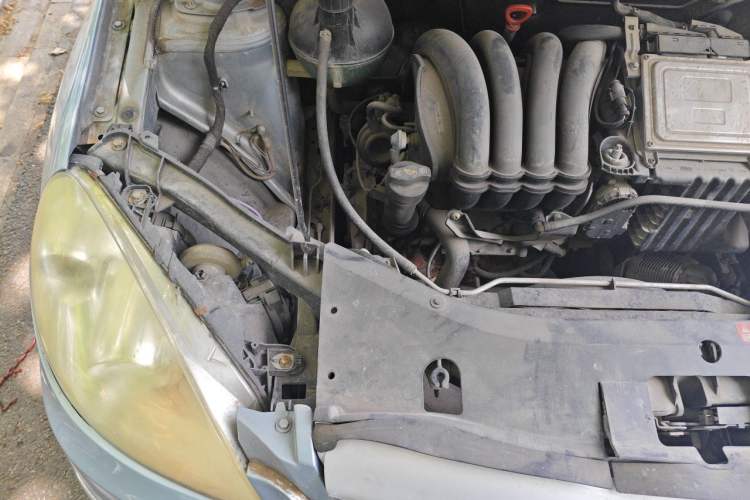 Used Mercedes-Benz B-Class 2009 B 200 Fashion Model Engine Bay Right