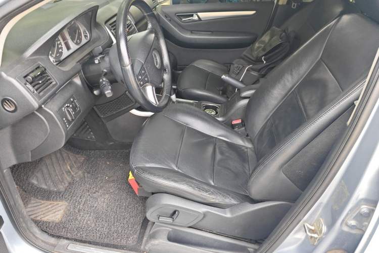 Used Mercedes-Benz B-Class 2009 B 200 Fashion Model Left Front Seat