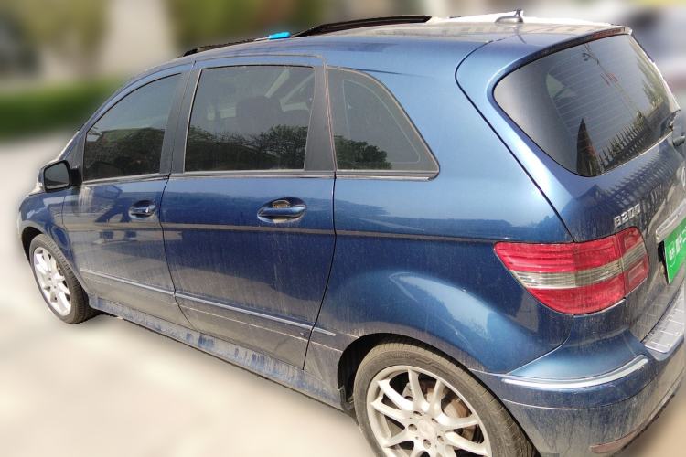 Used Mercedes-Benz B-Class 2009 B 200 Luxury Model Rear Left 45 Deg
