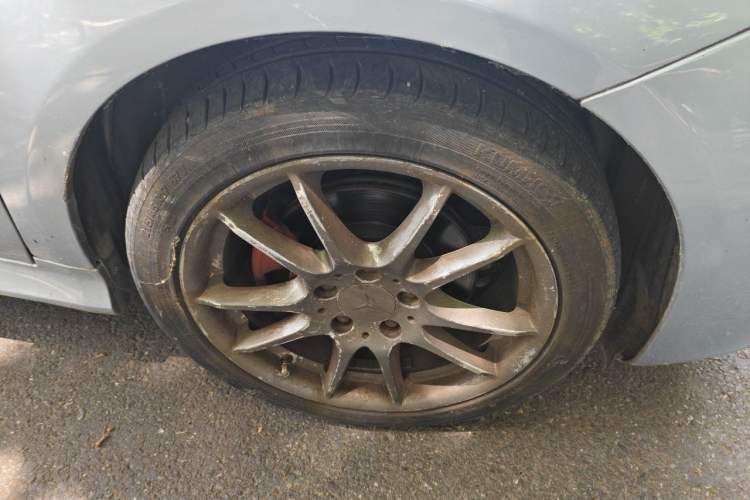 Used Mercedes-Benz B-Class 2009 B 200 Fashion Model Right Front Wheel Hub