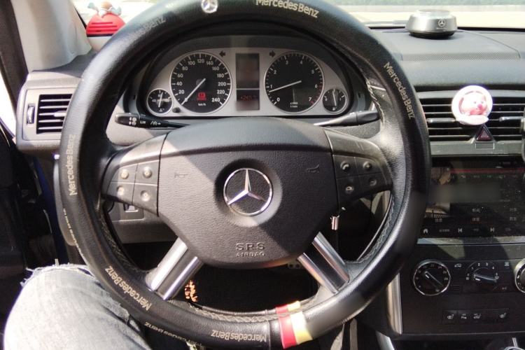 Used Mercedes-Benz B-Class 2009 B 200 Luxury Model Steering Wheel