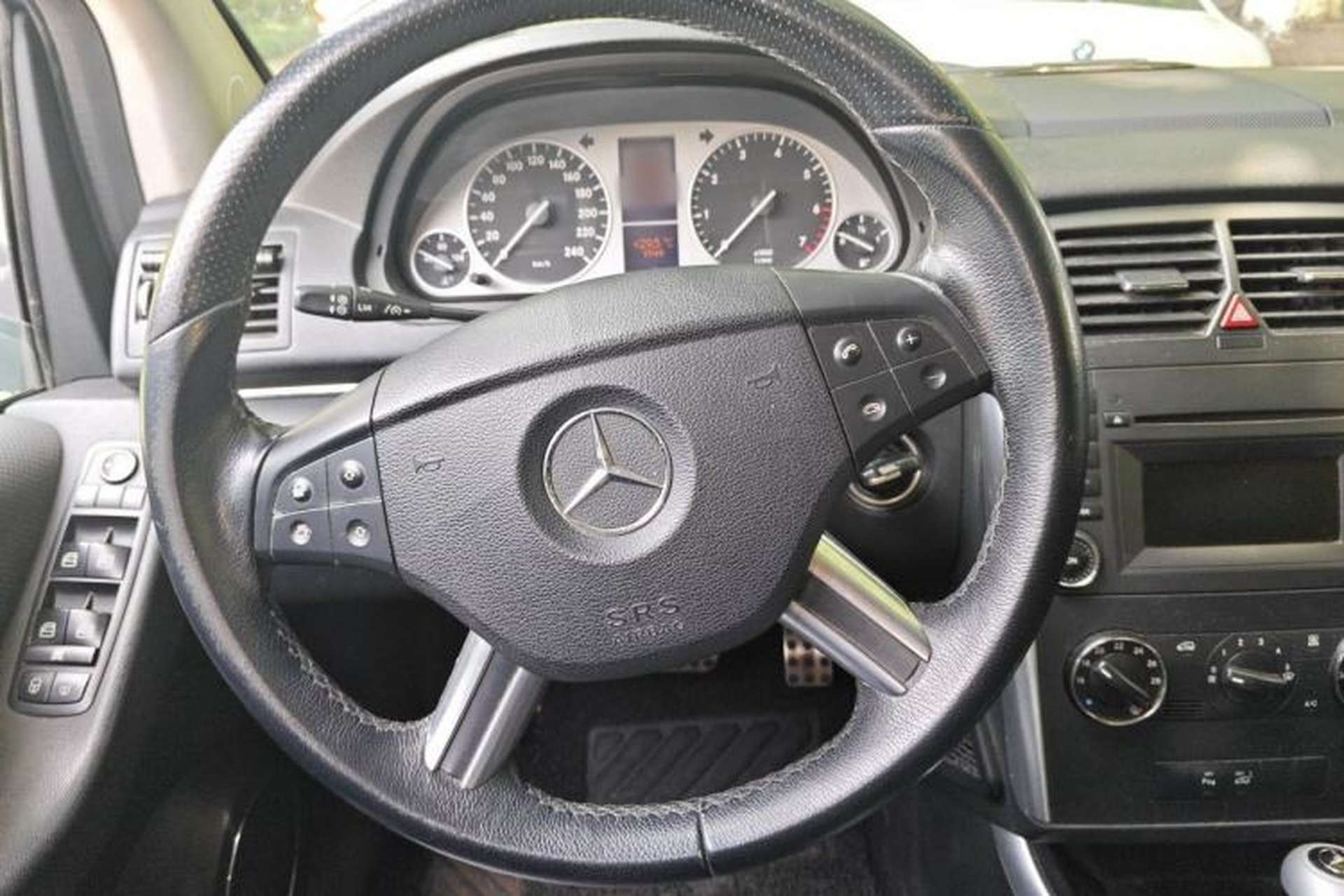 Used Mercedes-Benz B-Class 2009 B 200 Fashion Model Steering Wheel