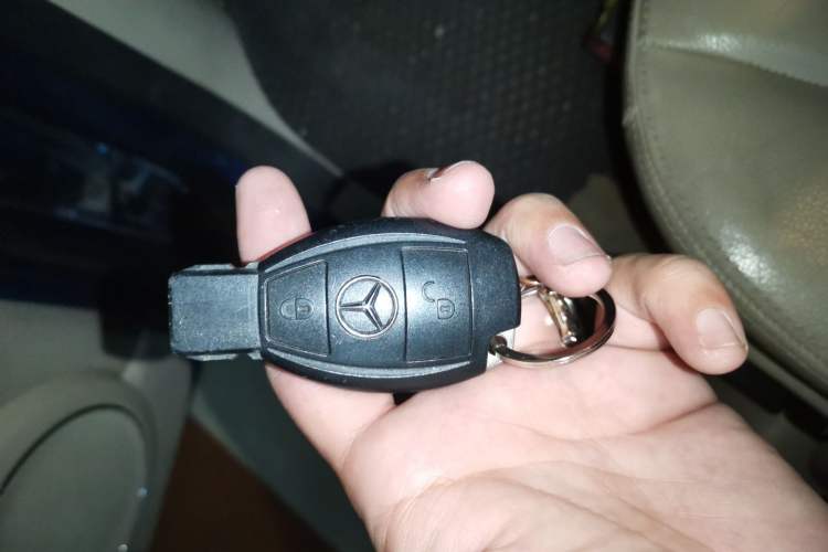 Used Mercedes-Benz B-Class 2009 B 200 Luxury Model Vehicle Key