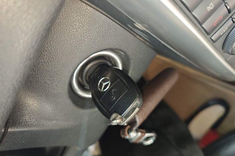 Used Mercedes-Benz B-Class 2009 B 200 Fashion Model Vehicle Key
