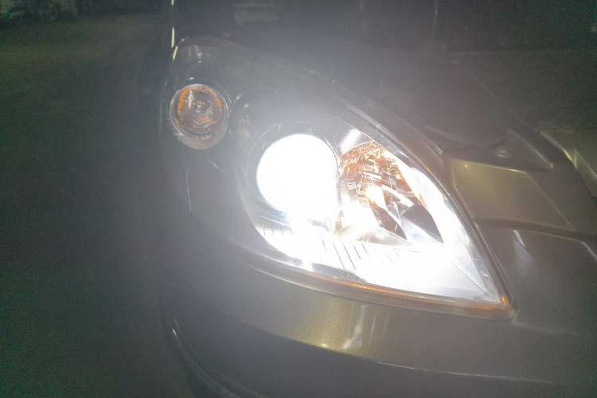 Used Mercedes-Benz B-Class 2009 B 200 Fashion Model Right Front Headlight