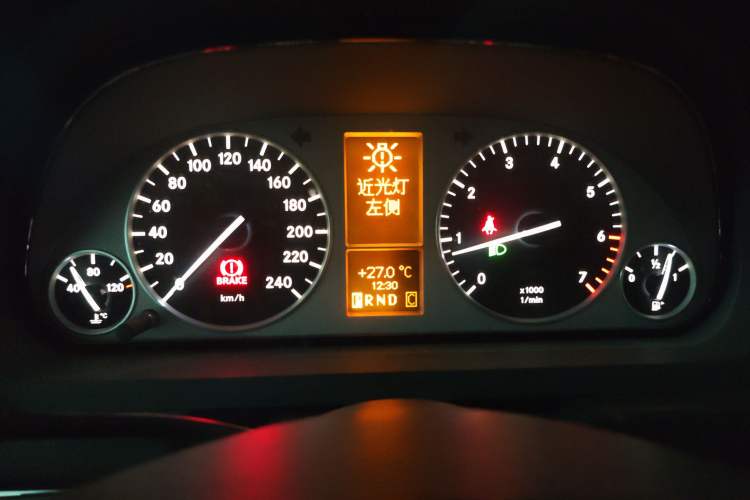 Used Mercedes-Benz B-Class 2009 B 200 Fashion Model Instrument Cluster
