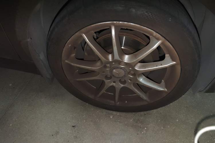 Used Mercedes-Benz B-Class 2009 B 200 Fashion Model Right Front Wheel Hub