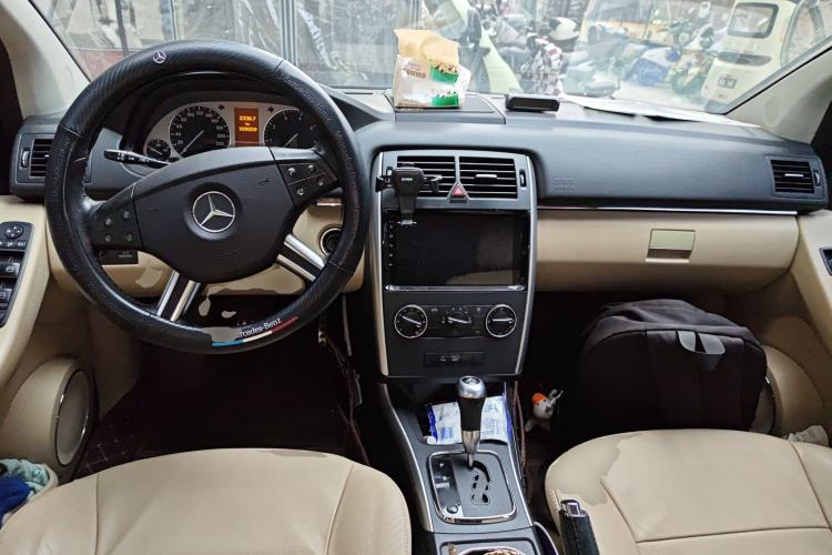 Used Mercedes-Benz B-Class 2009 B 200 Sport Edition Center Console
