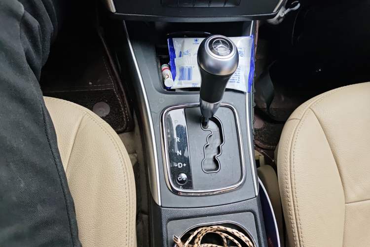 Used Mercedes-Benz B-Class 2009 B 200 Sport Edition Gear Lever