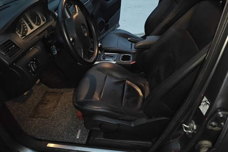 Used Mercedes-Benz B-Class 2009 B 200 Luxury Model Interior 3