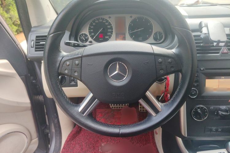 Used Mercedes-Benz B-Class 2009 B 200 Luxury Model Steering Wheel