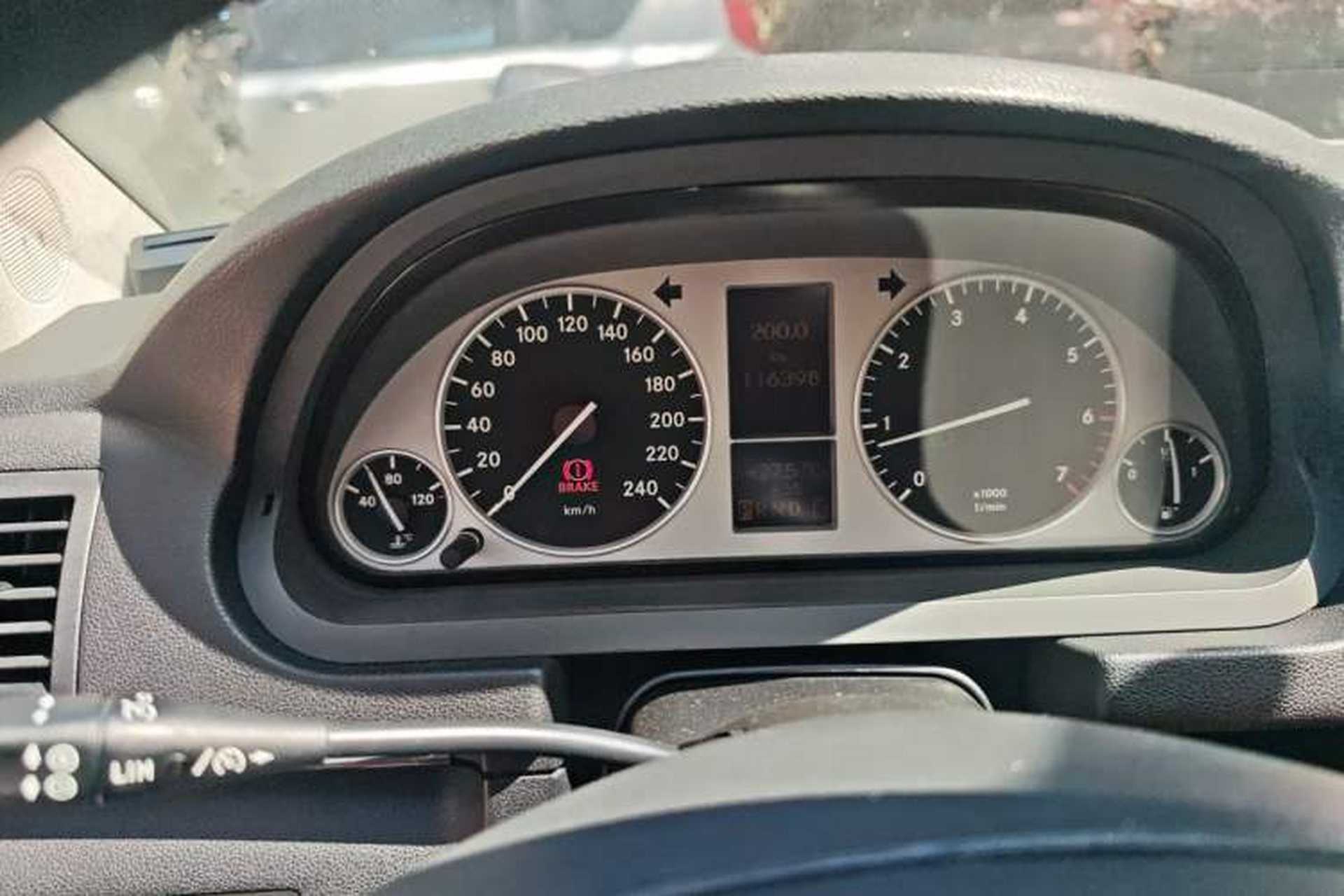 Used Mercedes-Benz B-Class 2009 B 200 Luxury Model Instrument Cluster