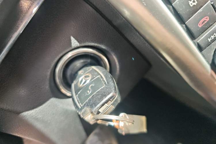 Used Mercedes-Benz B-Class 2009 B 200 Luxury Model Vehicle Key