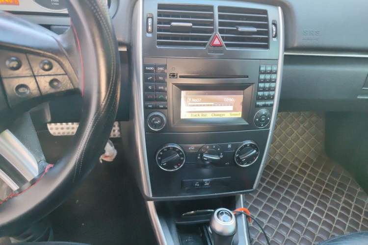 Used Mercedes-Benz B-Class 2009 B 200 Fashion Model Audio And AC Panel