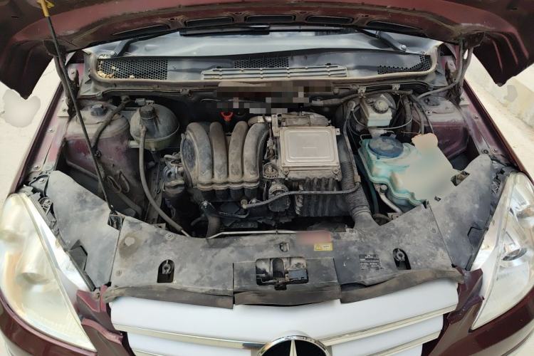 Used Mercedes-Benz B-Class 2009 B 200 Fashion Model Engine Bay
