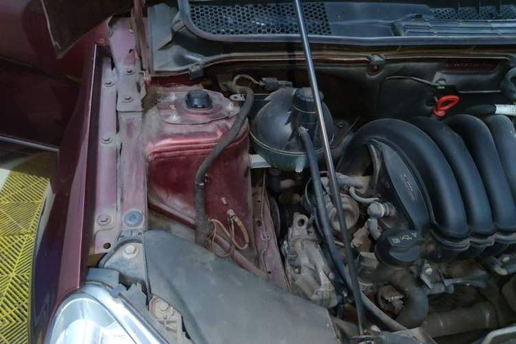 Used Mercedes-Benz B-Class 2009 B 200 Fashion Model Engine Bay Right