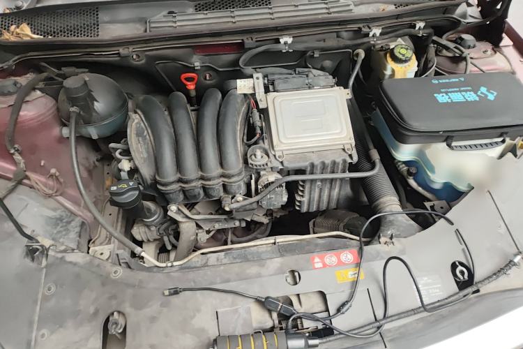 Used Mercedes-Benz B-Class 2009 B 200 Luxury Model Engine Bay