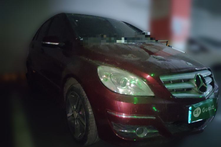 Used Mercedes-Benz B-Class 2009 B 200 Luxury Model Front Right 45 Deg