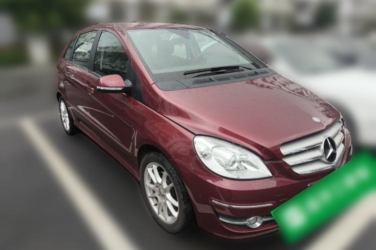 Used Mercedes-Benz B-Class 2009 B 200 Sport Edition Front Right 45 Deg
