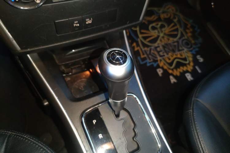 Used Mercedes-Benz B-Class 2009 B 200 Fashion Model Gear Lever